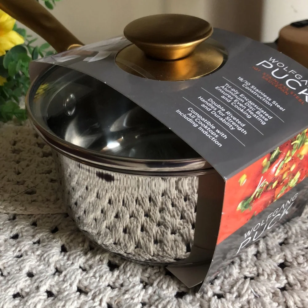 Wolfgang Puck 1 qt stainless steel Saucepan with Lid